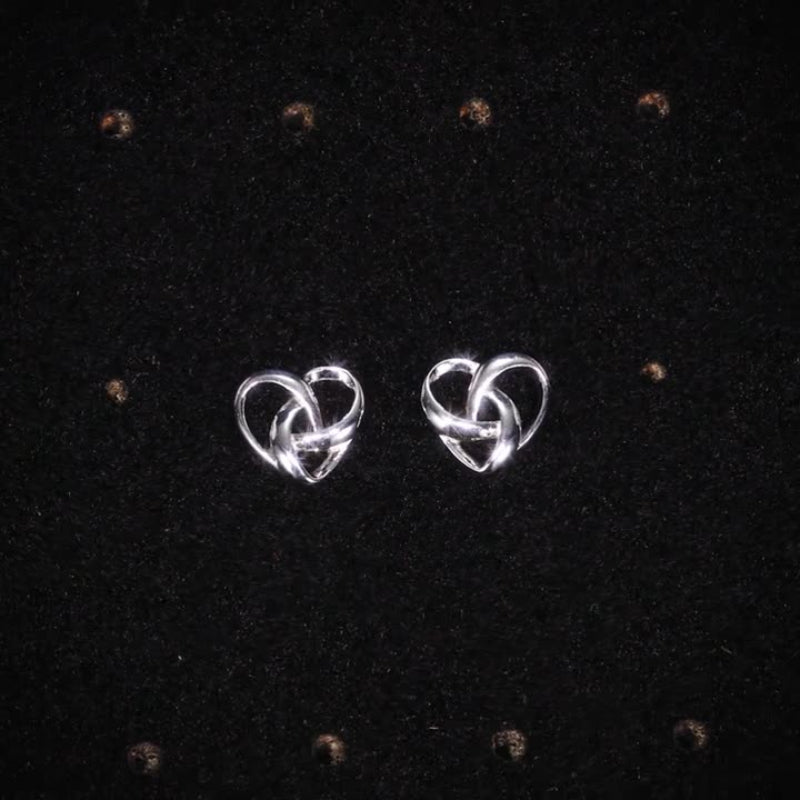 Silver sweet earrings - heart-shaped simple interwoven earrings