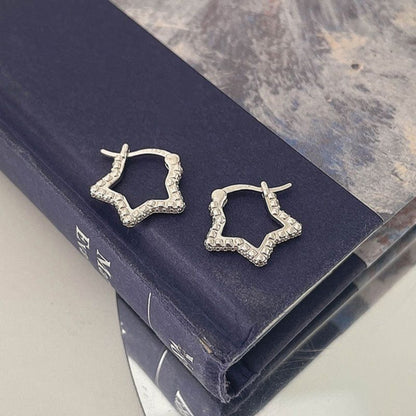 Sparkling diamond star-shaped ear pins, three-dimensional ear pins