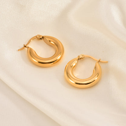Classic Gold Stud Earrings for Everyday Wear
