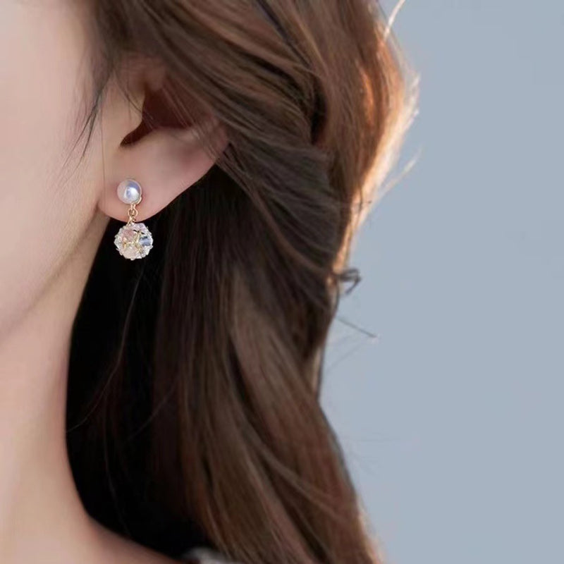 Zircon earrings, ear clips, imitation pearls, short and compact, French style, simple temperament and high-end feel