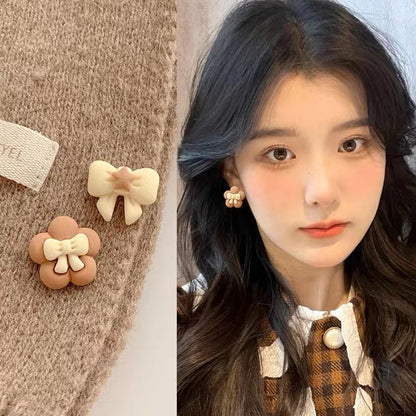 Fashionable cute retro flower-style bow earrings