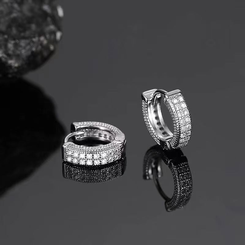 Simple micro-set zirconia stud earrings for fashionable necklaces