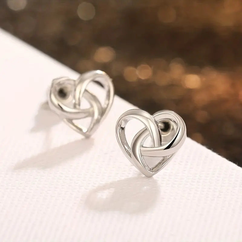 Silver sweet earrings - heart-shaped simple interwoven earrings