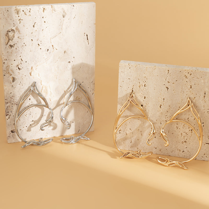 Creative single hollow cat-ear alloy three-dimensional ear pin